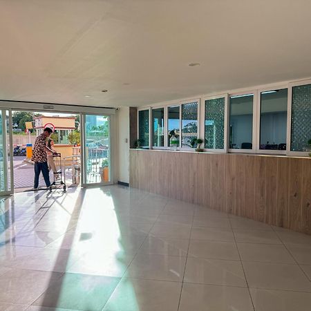 卧室直达泳池 全网最低价 到中天海滩5分钟 Jomtien Exterior foto