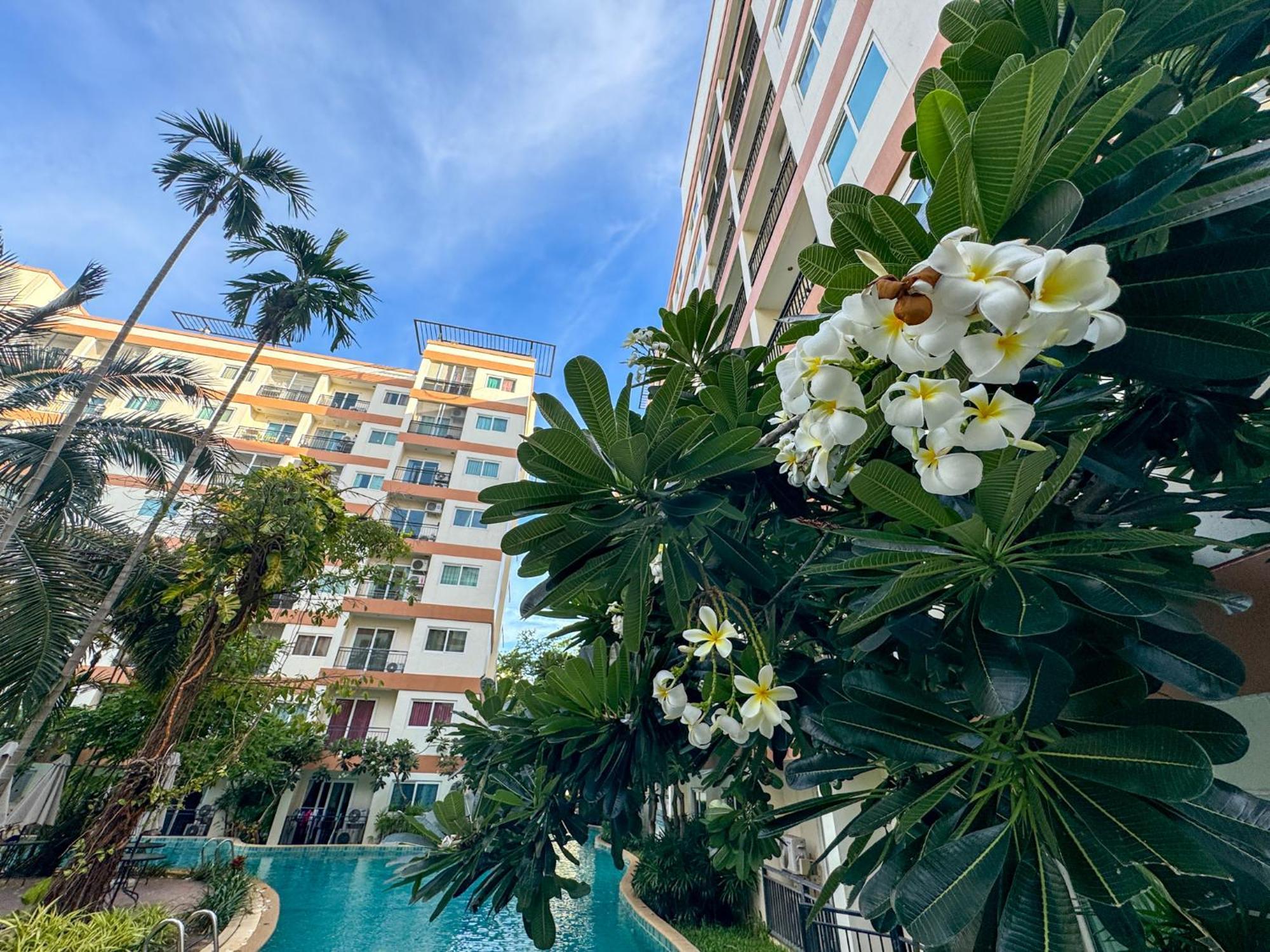 卧室直达泳池 全网最低价 到中天海滩5分钟 Jomtien Exterior foto