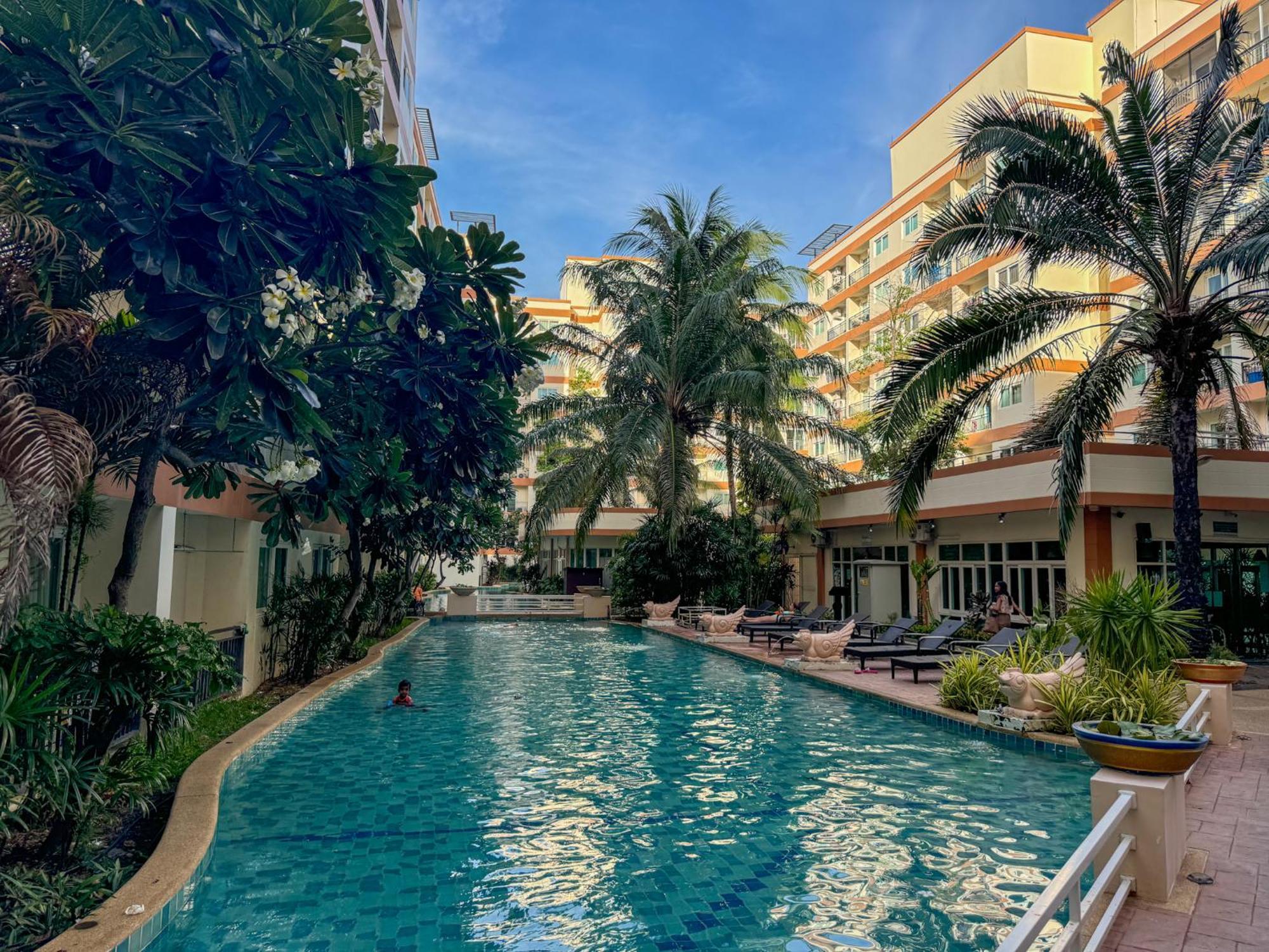 卧室直达泳池 全网最低价 到中天海滩5分钟 Jomtien Exterior foto