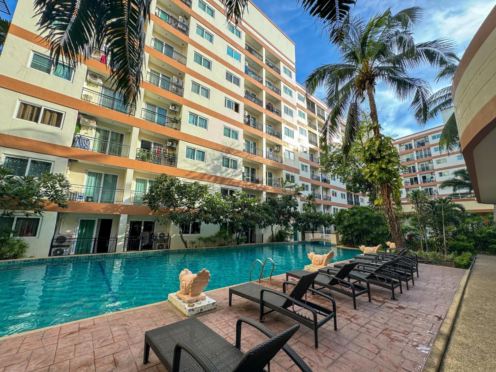 卧室直达泳池 全网最低价 到中天海滩5分钟 Jomtien Exterior foto